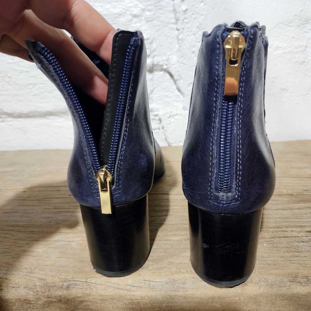 Lands End Navy Blue Leather Scalloped Ankle Boots Block Heel Womens 8B 487594‎ - Picture 2 of 9